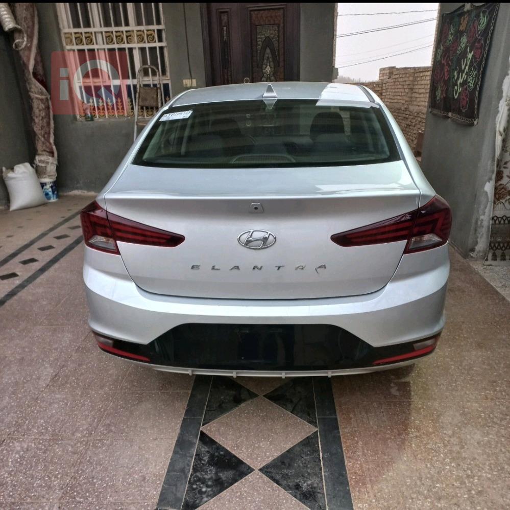 هيونداي النترا